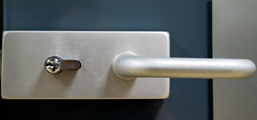 Change Patio Door Locks in Good Hope, California